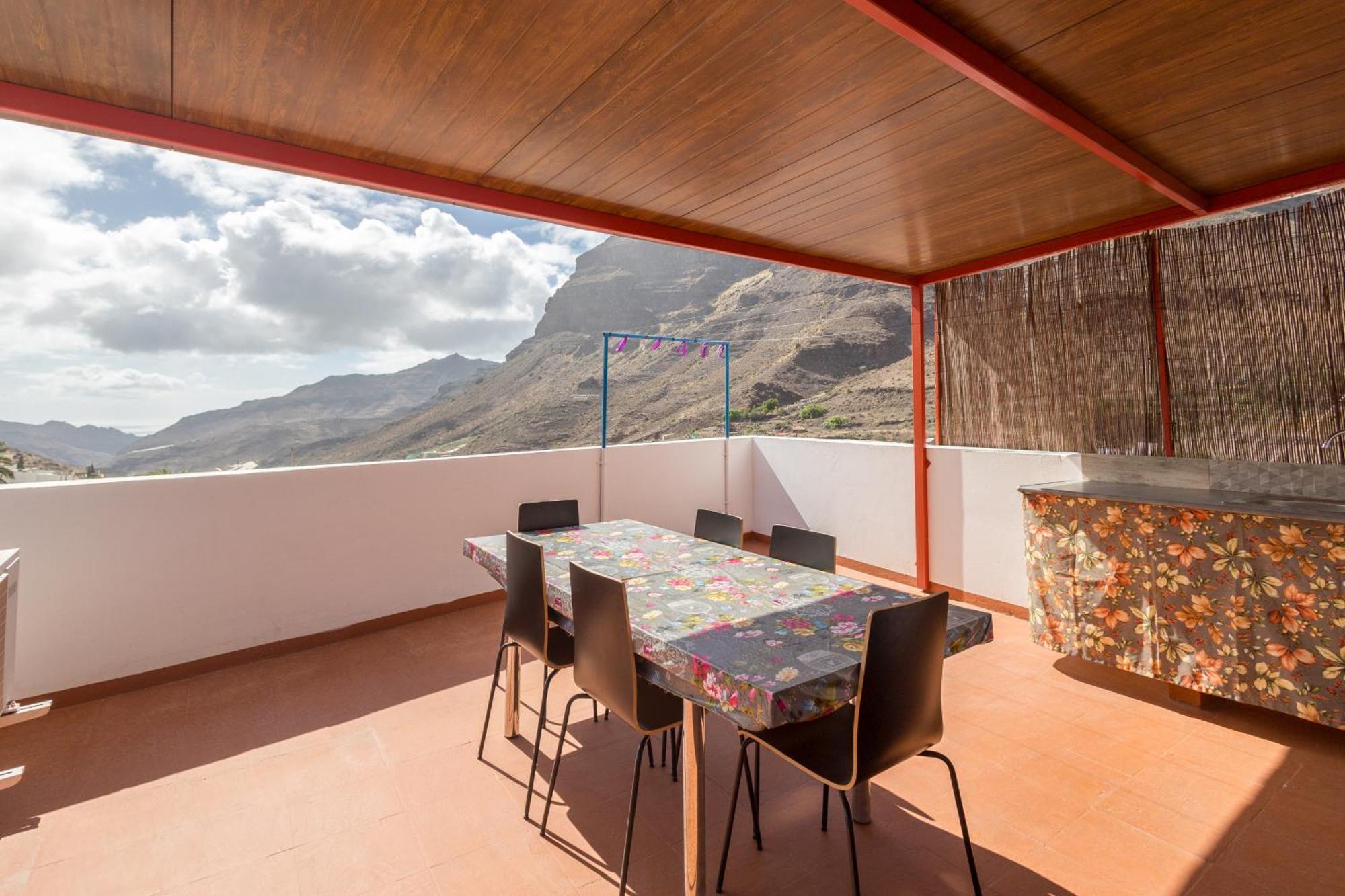 Lightbooking Gadi House Tasarte Terraza Y Barbacoa Екстериор снимка