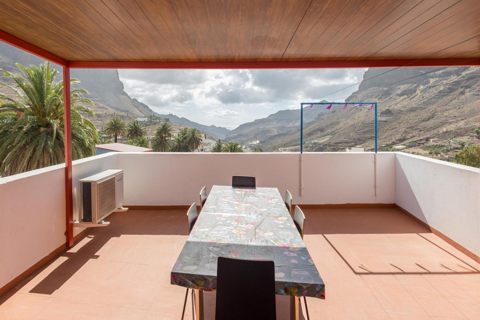 Lightbooking Gadi House Tasarte Terraza Y Barbacoa Екстериор снимка